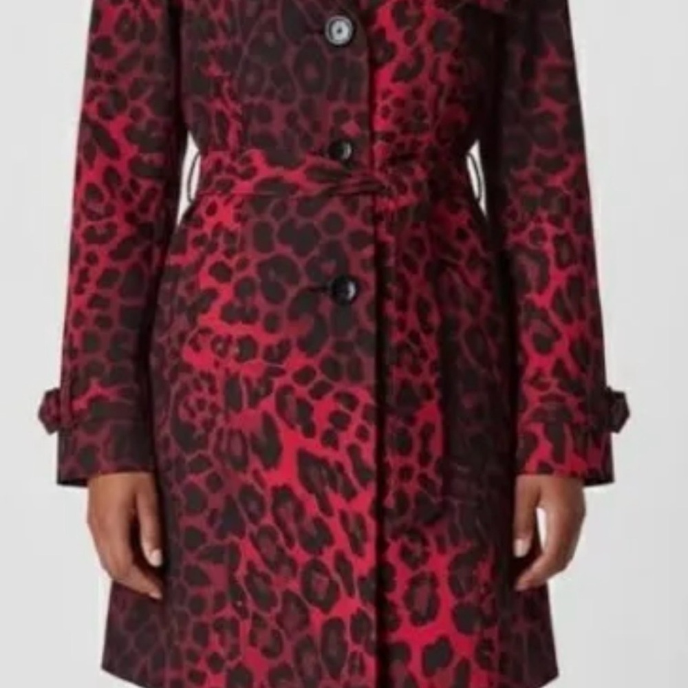 Cache Red and Black Leopard Print Robe - Picture 8 of 8
